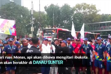 Suasana Torch Relay DKI Jakarta ruas barat daya Monas