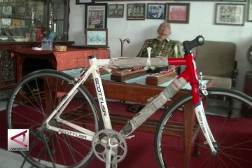 Hendrik Broocks, pembalap sepeda legendaris Indonesia