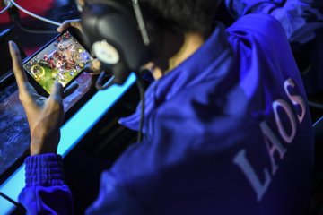 Nonton eSports, cukup tunjukkan tiket digital dari HP