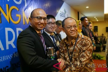 Manajer BUMN ini jadi manajer muda terbaik di industri asuransi se-Indonesia