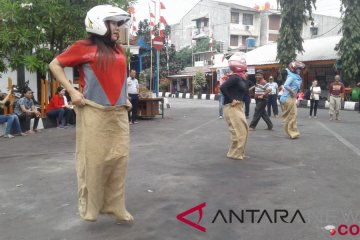 Berbagai lomba digelar di Terminal Bus Kalideres