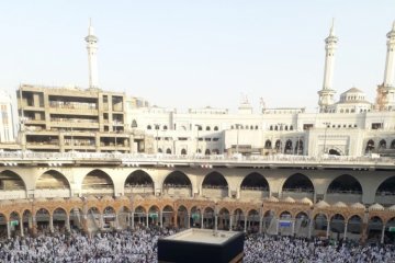 Jamaah haji berduyun-duyun ke Makkah