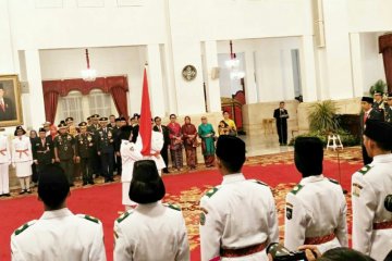 Presiden Jokowi kukuhkan Paskibraka 2018