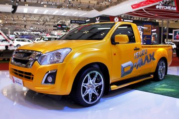 Isuzu jual 451 mobil niaga dan penumpang selama GIIAS