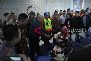 Penerbangan Perdana Garuda Palembang-Padang