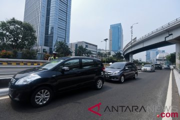 Siasati ganjil genap dengan plat nomor ganda bisa kena sanksi