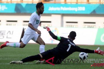 Tim sepak bola Arab Saudi dan Iran 0-0 pada babak pertama