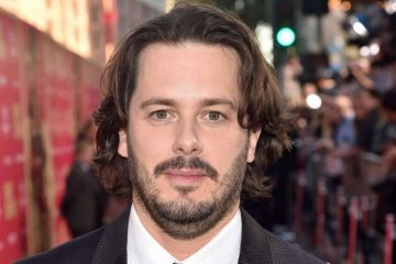 Edgar Wright diunggulkan untuk sutradarai film James Bond ke-25