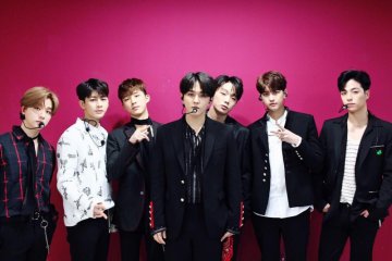 iKON ungkap kekhawatiran dan rahasia di balik tiga lagu mereka