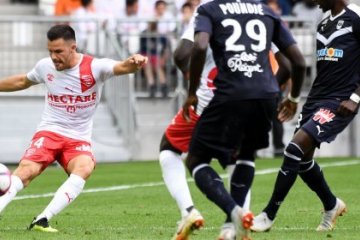 Hujan gol terjadi saat Bordeaux menjamu Nimes