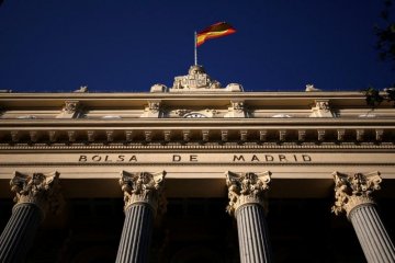 Indeks IBEX-35 Bursa Efek Madrid ditutup berkurang 0,29 persen