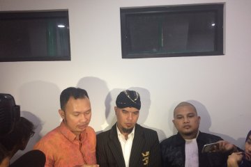 Ahmad Dhani tegaskan cuitannya bebas hoax