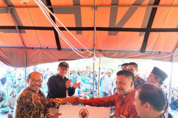 Pendamping desa menyerahkan Rp500 juta untuk pemulihan pascagempa Lombok