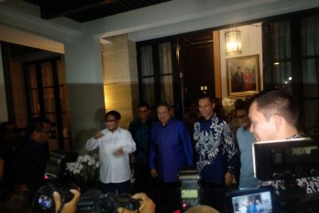 Prabowo bersama Sandiaga bertemu SBY