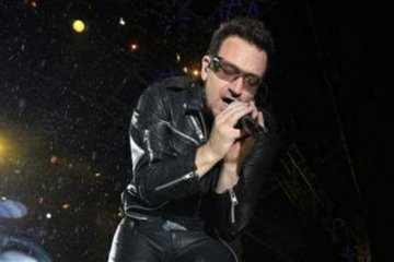 Bono U2 Kampanyekan kesadaran tentang AIDS dengan seniman jalanan