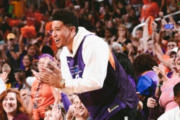 Bakal lakoni operasi tangan, Devin Booker absen sampai waktu yang tak ditentukan