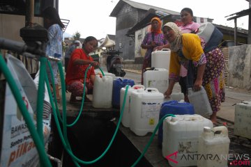 Kesulitan Air Akibat Kebakaran Hutan