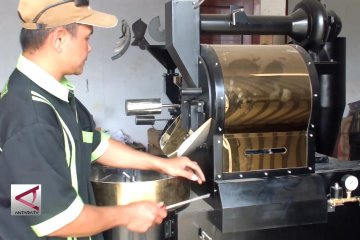 Inovasi warga desa produksi mesin sangrai kopi