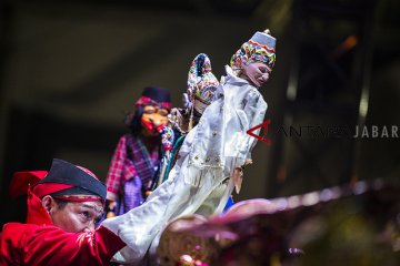 BNPB sosialisasikan budaya  sadar bencana lewat wayang golek