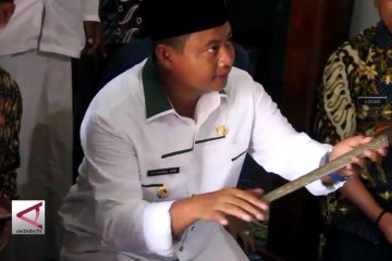 Tradisi pencucian benda pusaka setiap 10 Asyura