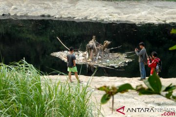 Pemerintah teliti pencemaran Sungai Cileungsi