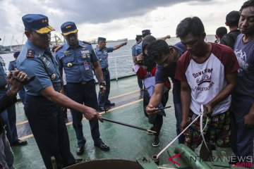 Kapal Angkut Solar Tanpa Dokumen