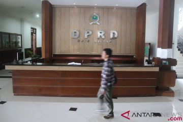 Kantor DPRD Malang Kosong