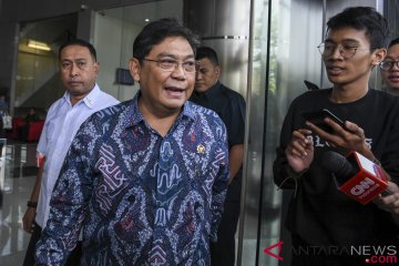 Utut akui beri Bupati Tasdi Rp150 juta