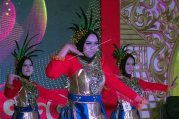Festival tari gaya semarangan