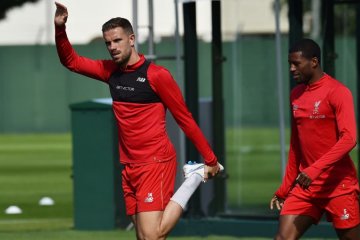 Juergen Klopp sanjung kinerja Jordan Henderson