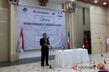iPhone pakai eSIM, Indonesia fokus urusi kartu SIM