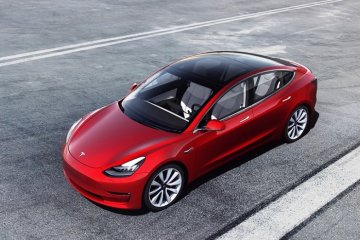 Di China, Tesla Model 3 mulai dikirim April 2019