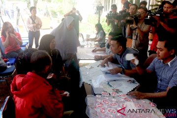 Pusat krisis imbau keluarga bawa KK dan foto korban JT 610