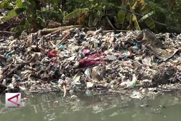 Selamatkan sungai loji dari sampah