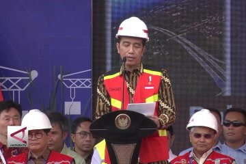 Pembangunan infrastruktur masif demi mempersatukan RI