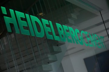 Bursa Jerman anjlok, saham HeidelbergCement jeblok