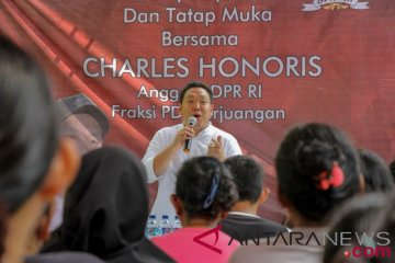 Politikus PDIP sentil Koordinator Jubir Prabowo-Sandiaga Dahnil