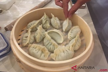 Membuat dumpling ala "Crazy Rich Asian"