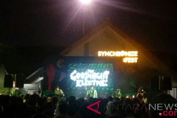 Tampil di Synchronize Fest, Goodnight Electric bagi-bagi merchandise