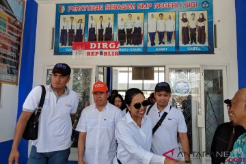 Menteri Rini: anak-anak Sulteng harus tetap sekolah
