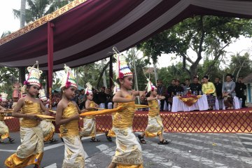 Presiden saksikan karnaval Bali setelah pertemuan IMF-WB