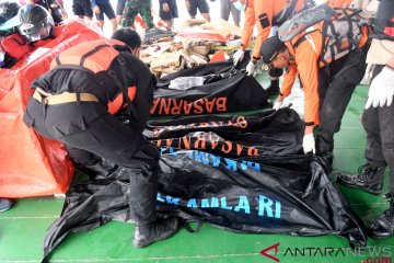 13 kantong jenazah korban Lion Air tiba di Priok