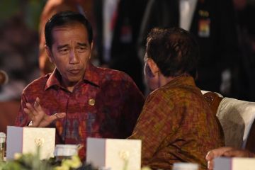 Jokowi  ingin dunia adopsi fintech yang terbuka