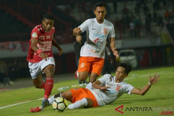 Bali United tahan imbang Borneo 2-2
