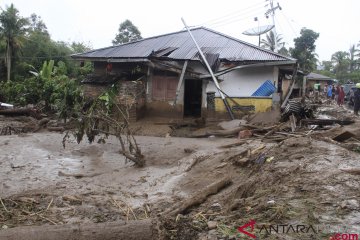 Kementerian PUPR bantu korban banjir Tanah Datar