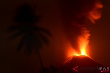 Kementerian ESDM: Peningkatan aktivitas Gunung Soputan bukan akibat gempa Palu