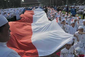 Ribuan santri peringati Hari Santri di Tasikmalaya