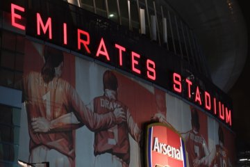 Arsenal teken kontrak baru dengan Adidas