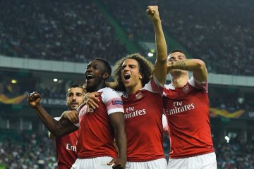 Hasil dan klasemen Grup A-F, Arsenal jaga catatan sempurna