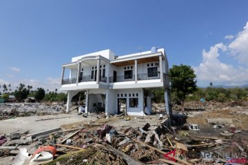 Sisa Gempa dan Tsunami Palu